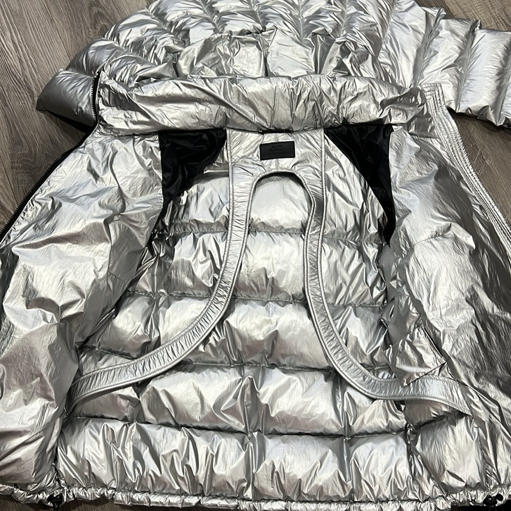 RUDSAK Shimmering Silver Puffer Coat - Picture 11 of 12